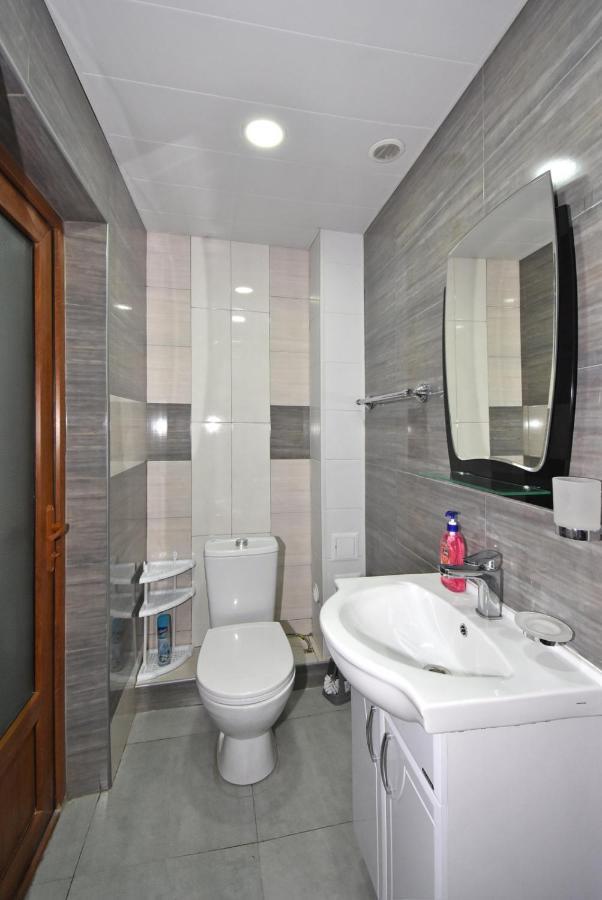 Apartment Near Sasundci Davit Metro Station يريفان المظهر الخارجي الصورة