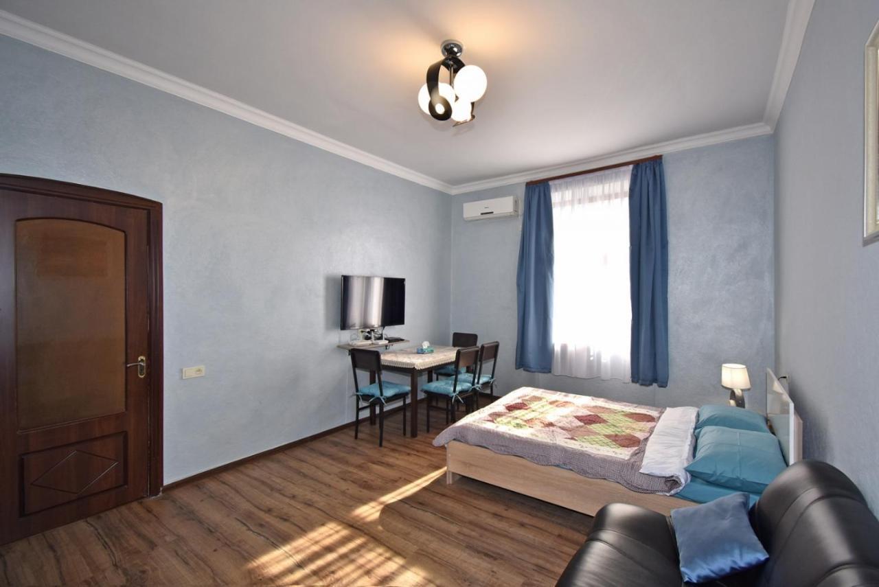 Apartment Near Sasundci Davit Metro Station يريفان المظهر الخارجي الصورة